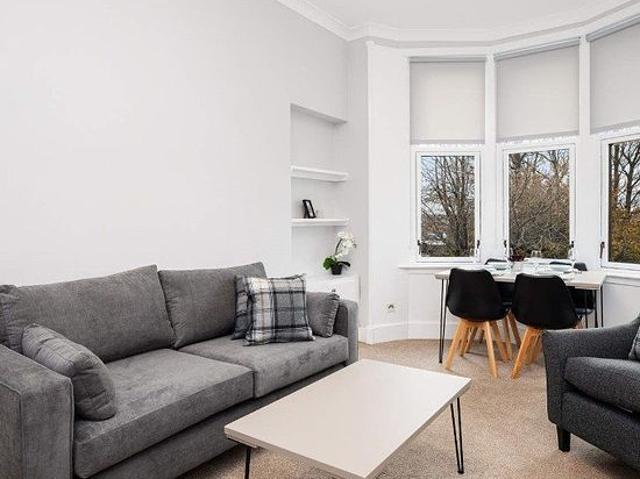 Apartment for rent in Thornwood, Glasgow