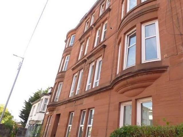 Apartment for rent in Shawmoss, Shawlands