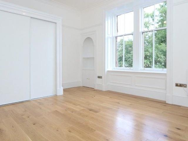 Apartment for rent in Dowanhill, Scotland