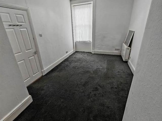 Apartment for rent in Linthouse, Scotland