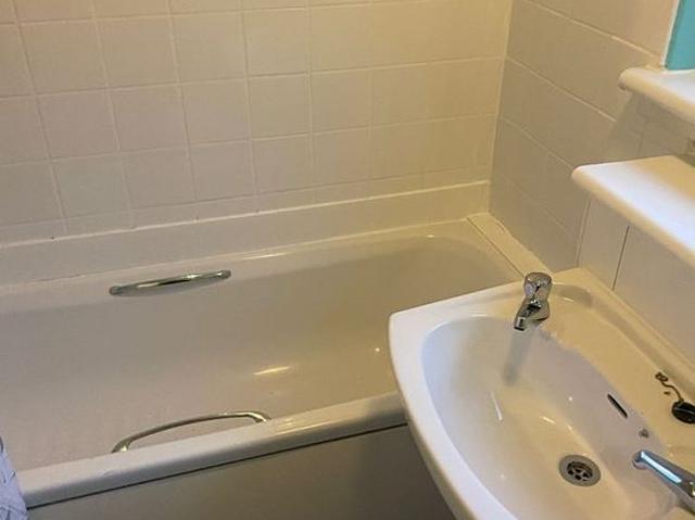 Apartment for rent in Pollokshields, Scotland