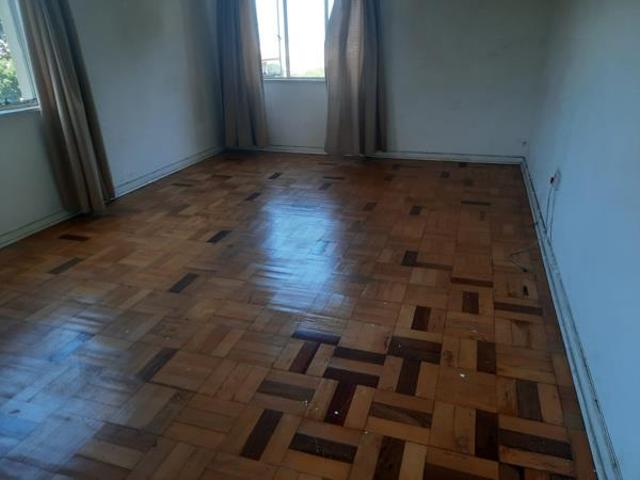 Flat for sale in Seaview, Kwazulu-natal