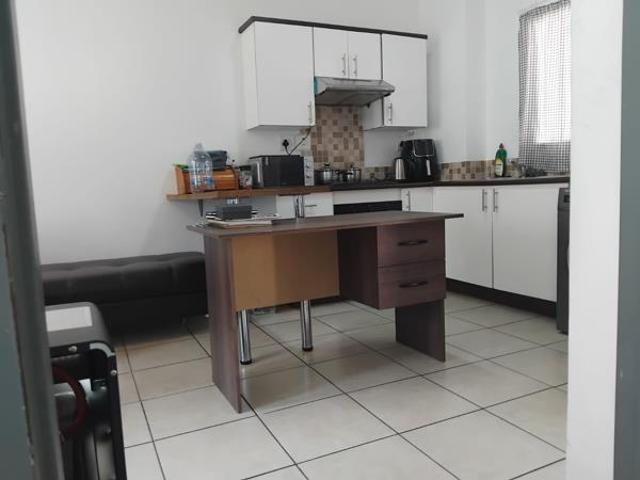 Flat for sale in Vosloorus, Gauteng