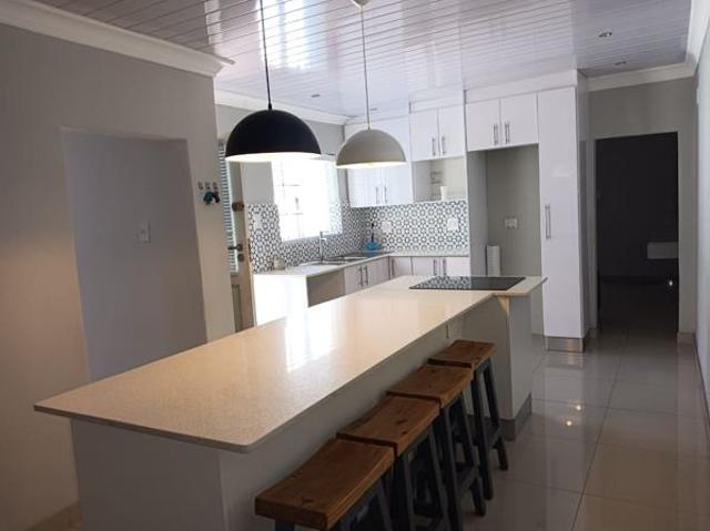 Flat for rent in Cape Town, Western Cape