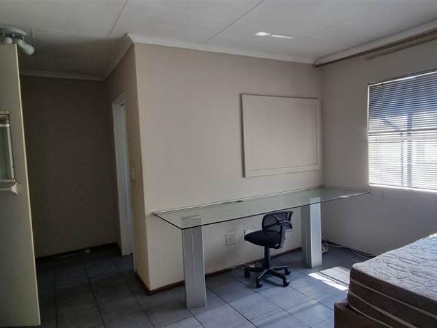 Flat for sale in Pretoria
