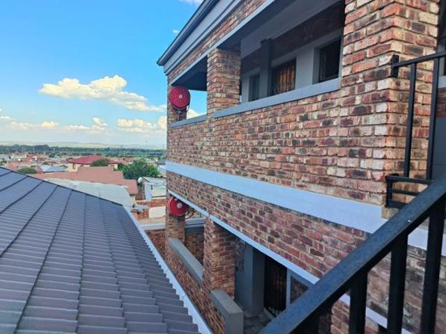 Flat for rent in Dr Kenneth Kaunda, North West