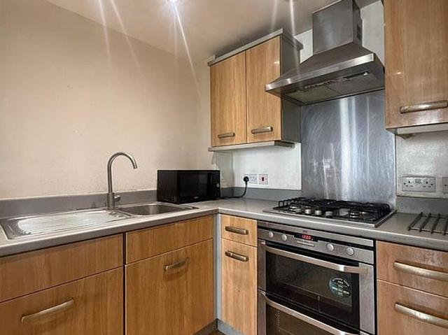 Apartment for rent in Gants Hill, Greater London