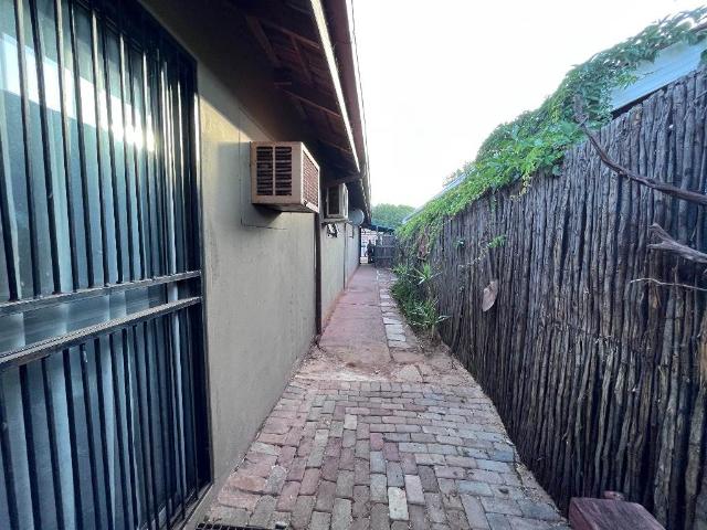 Flat for rent in Kathu, Northern Cape