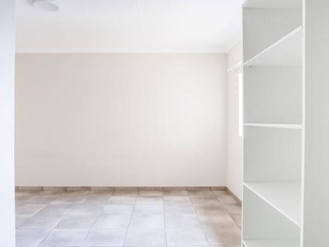 Flat for rent in Ekurhuleni, Gauteng