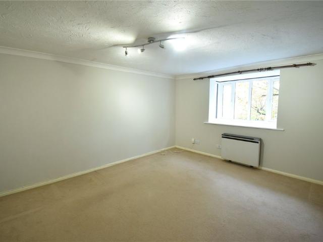 Apartment for rent in Winkfield
