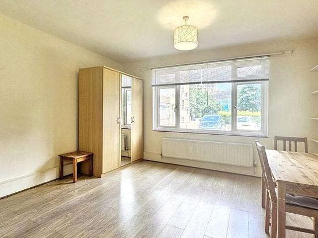 Apartment for rent in Surbiton, Greater London