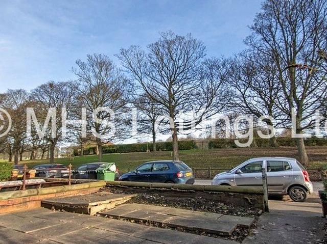 Apartment for rent in Little London, West Yorkshire