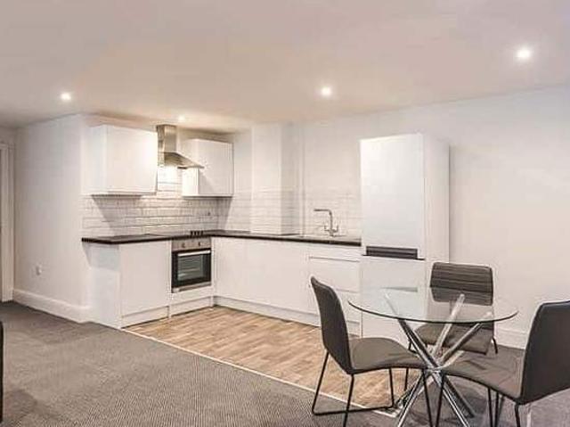 Apartment for rent in Woodhouse, West Yorkshire