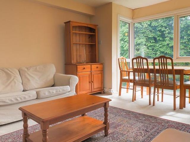 Apartment for rent in Hyde Park, West Yorkshire