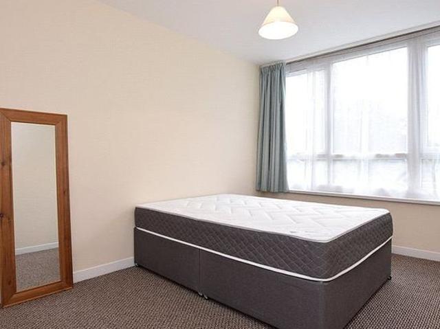 Apartment for rent in Primley Park, Leeds