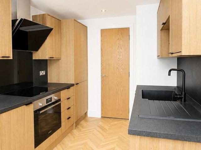 Apartment for rent in Richmond Hill, West Yorkshire