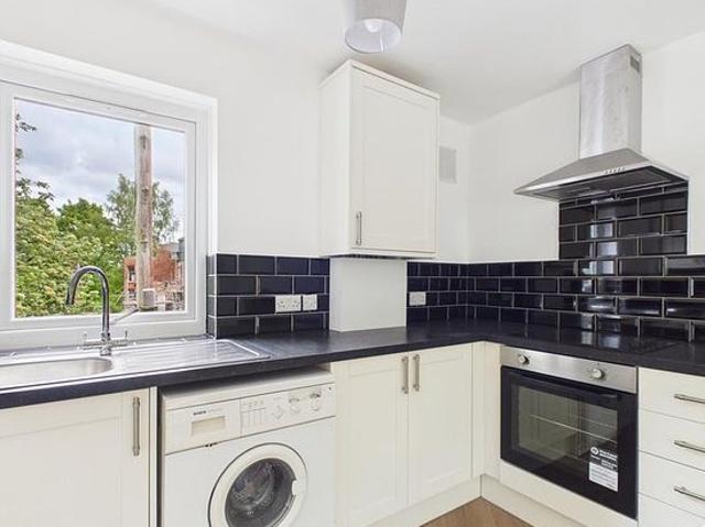 Apartment for rent in Chapeltown, West Yorkshire