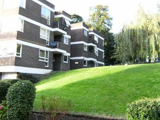 Apartment for rent in Gledhow Park, Leeds