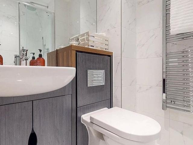 Apartment for rent in Woodhouse, West Yorkshire