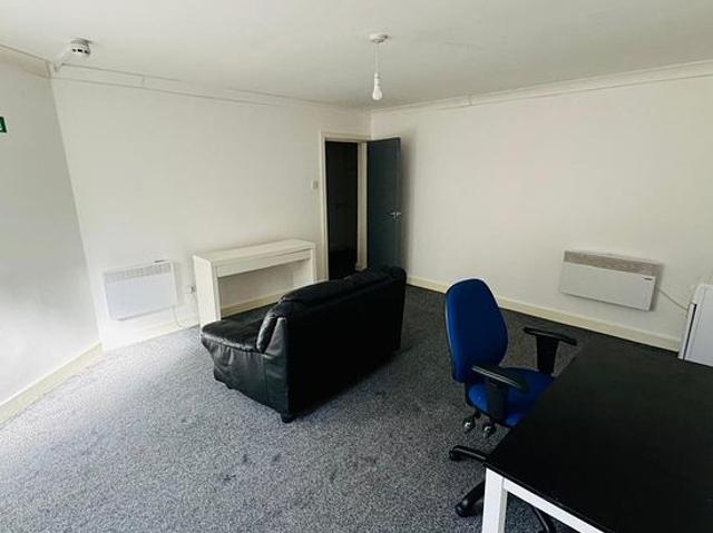 Apartment for rent in Woodhouse Cliff, Leeds
