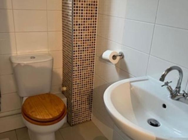 Apartment for rent in Hyde Park, West Yorkshire