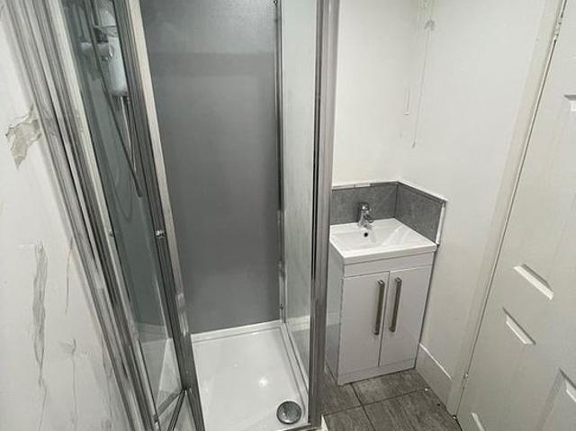 Apartment for rent in Calderstones