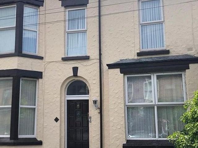 Apartment for rent in Calderstones