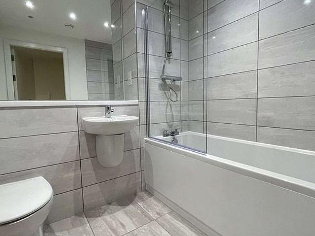 Apartment for rent in Calderstones