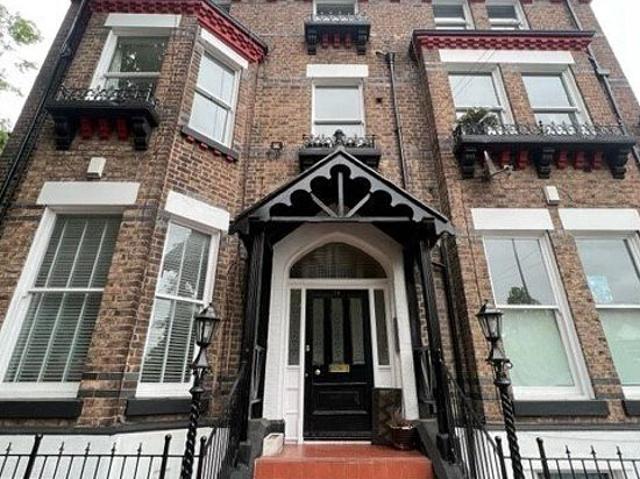 Apartment for rent in Calderstones