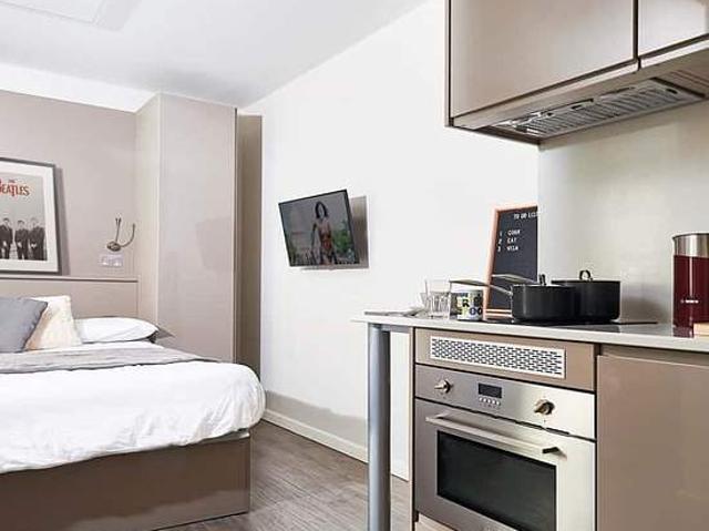 Apartment for rent in Calderstones