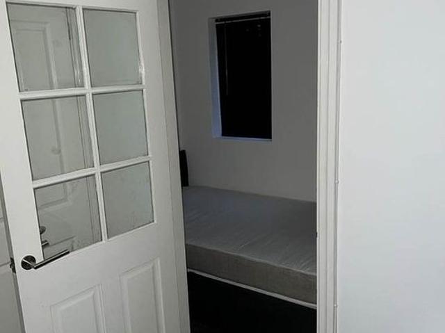 Apartment for rent in Stoneycroft, Liverpool