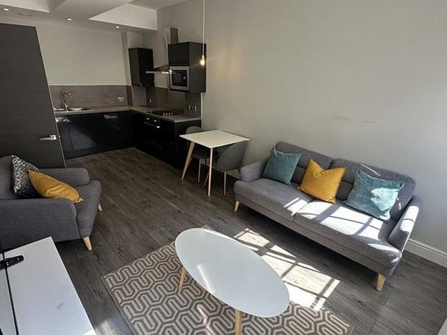 Apartment for rent in Calderstones