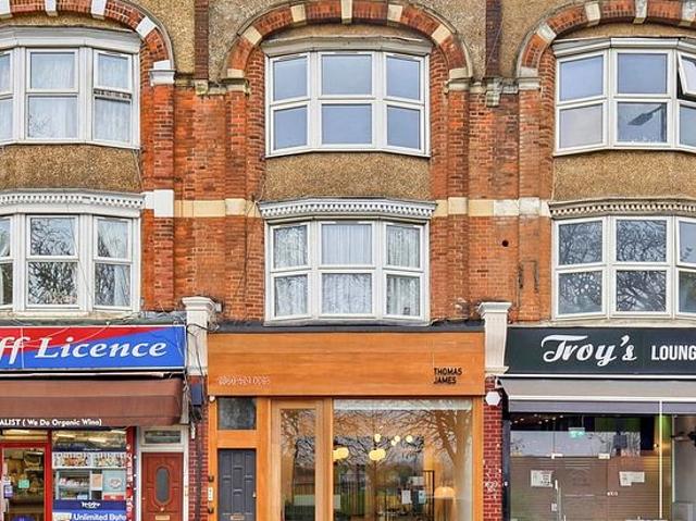 Apartment for rent in Palmers Green, Greater London