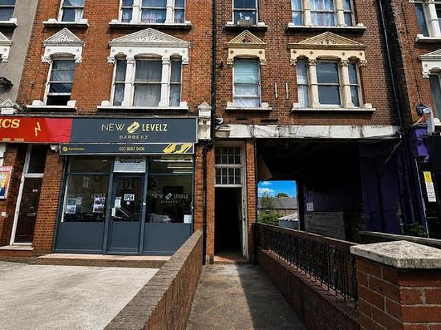 Apartment for rent in London Borough of Lewisham, Greater London