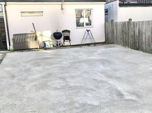 Apartment for rent in Plashet, Greater London