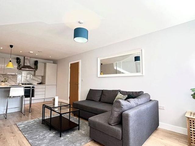 Apartment for rent in Kingsbury, Greater London