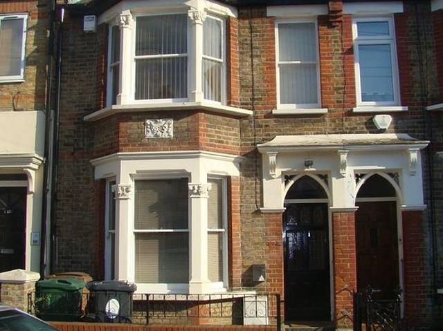 Apartment for rent in Highams Park, Greater London