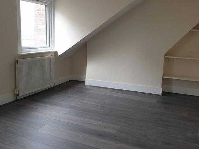 Apartment for rent in Upton Park, Greater London