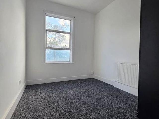 Apartment for rent in Leyton, Greater London
