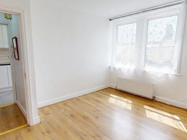 Apartment for rent in London Borough of Croydon, Greater London