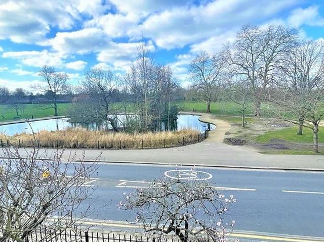 Apartment for rent in Clapham Junction, Greater London