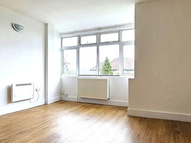 Apartment for rent in London Borough of Croydon, South Norwood