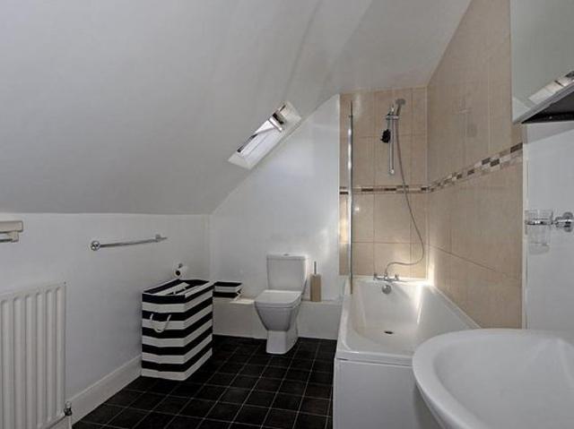 Apartment for rent in London Borough of Ealing, Greater London