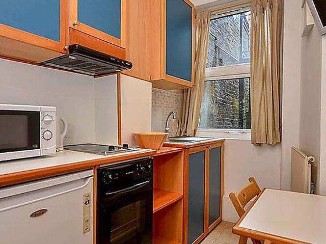 Apartment for rent in Earl's Court, Greater London