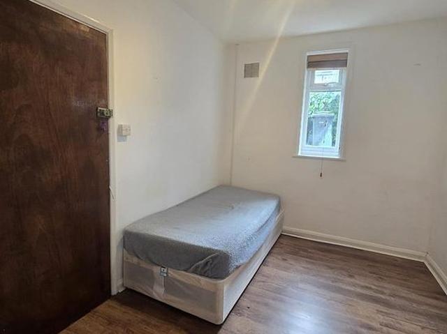 Apartment for rent in London Borough of Lewisham, Greater London