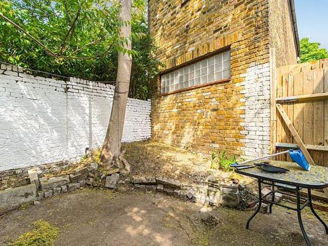 Apartment for rent in London Borough of Lewisham, Greater London