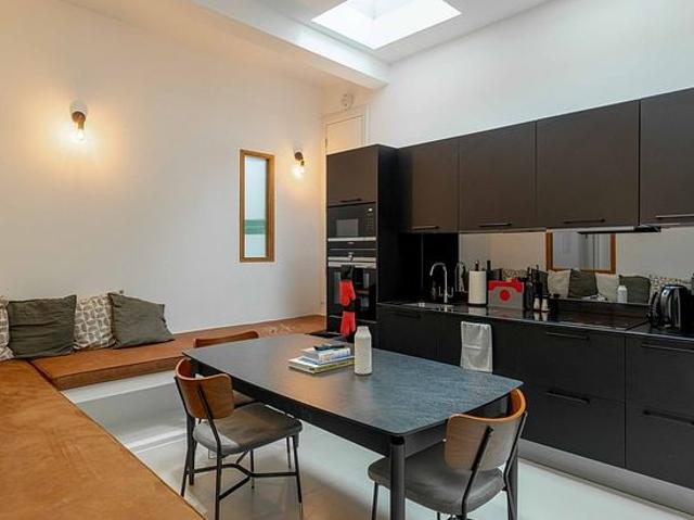 Apartment for rent in Maida Hill, Greater London