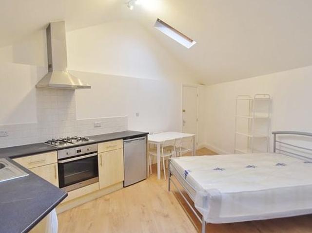Apartment for rent in Golders Green, Greater London