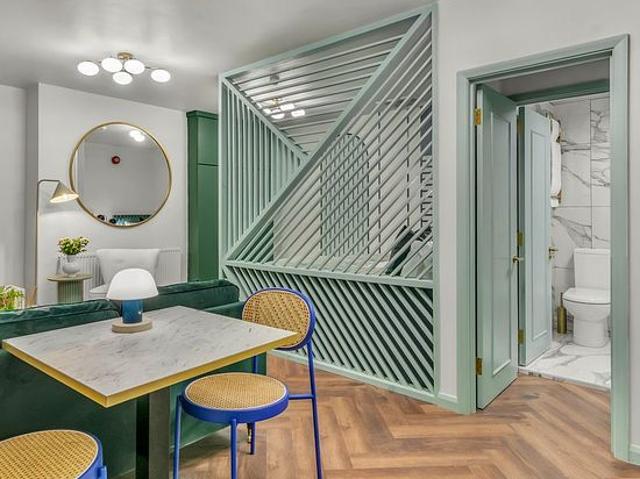 Apartment for rent in Earl's Court, Greater London