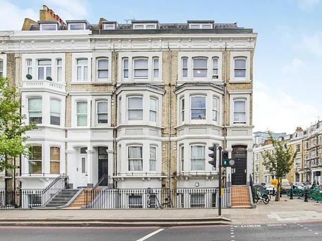 Apartment for rent in Earl's Court, Greater London